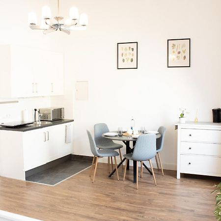 Apartment Wiesbaden Mitte, Zentral Am Park, Congresscenter 5 Min, Bahnhof 10Min מראה חיצוני תמונה